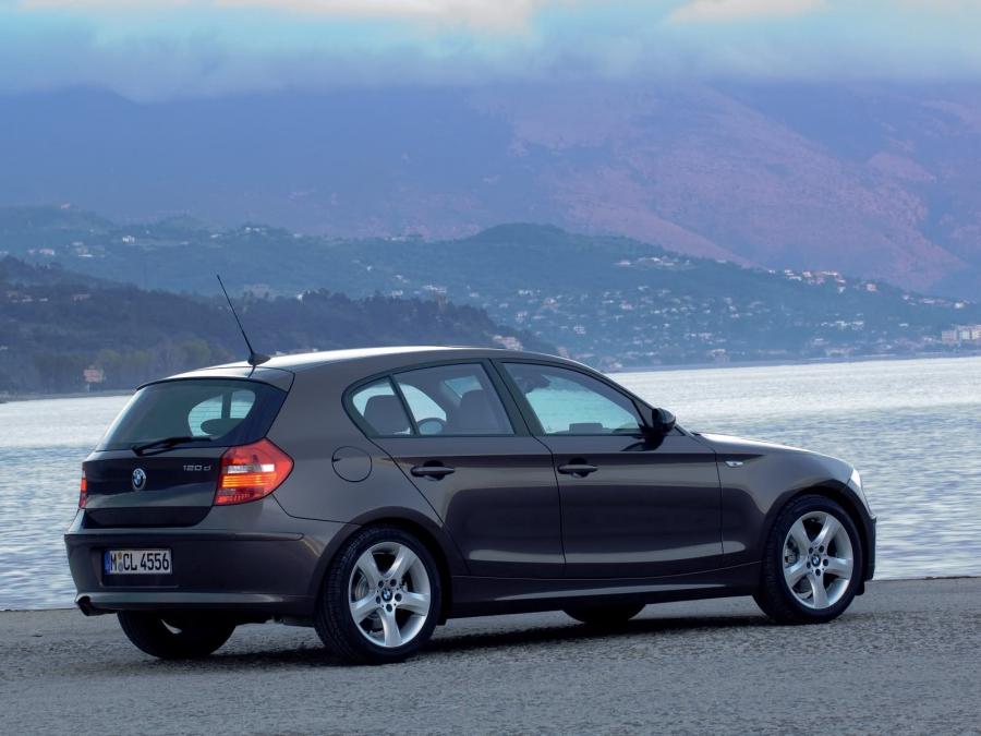  BMW 120d 5-Door 2007 года  (фото 16 из 53)
